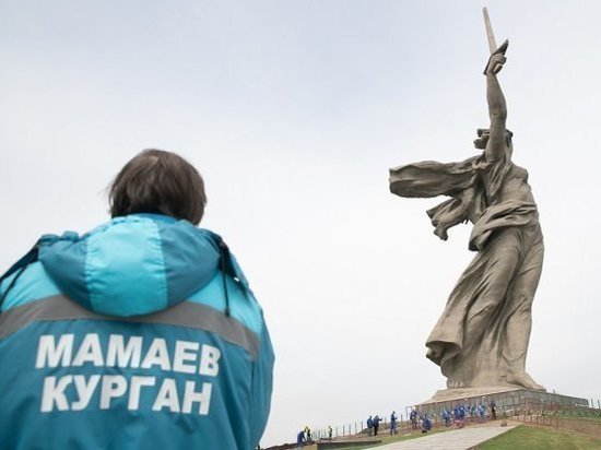 Андрей Бочаров дал оценку реконструкции мемориала на Мамаевом кургане