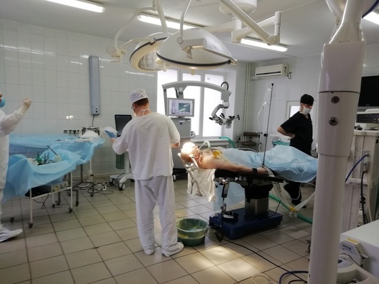 Нижегородские хирурги провели сложную операцию по удалению опухоли мозга
