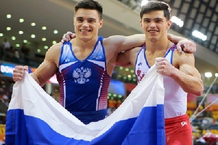 Российские гимнасты завоевали золото и серебро Щецина-2019 в личном многоборье у мужчин