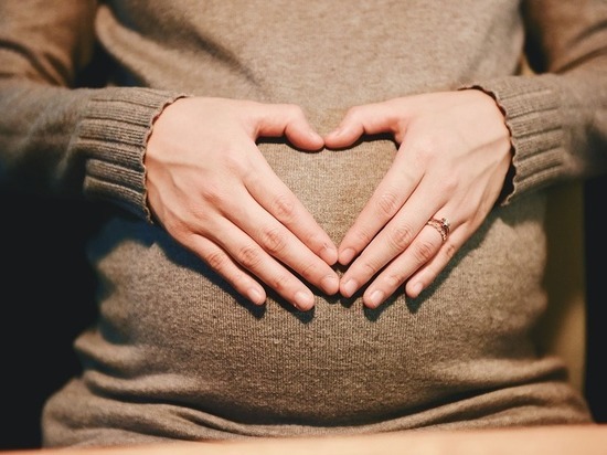 Почему беременным женщинам запрещено спать на спине