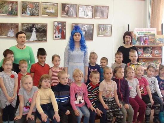 В Лихославле детям рассказали о мире театра