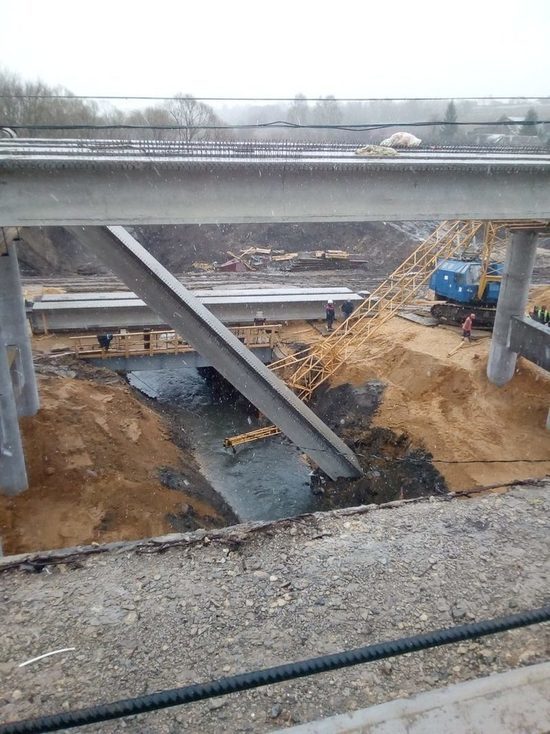У балки моста, упавшей в Тульской области, была «плохая карма»