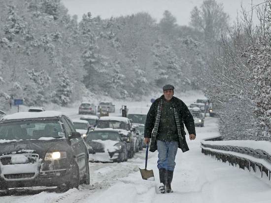 По причине обильного снегопада в Хакасии ограничили движение пассажирских автобусов