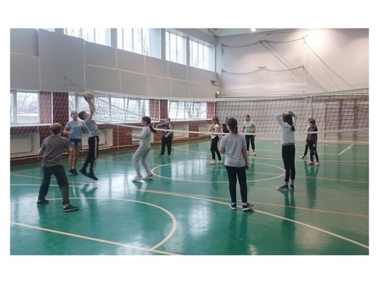 Юные серпуховичи поучаствовали в турнирах по волейболу