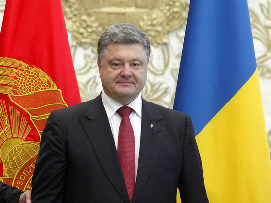 Порошенко и Зеленский подписали соглашение о дебатах