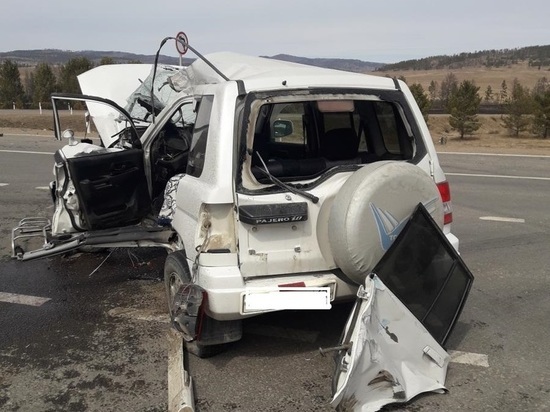 ДТП с тягачом унесло жизнь пожилого пассажира иномарки в Забайкалье