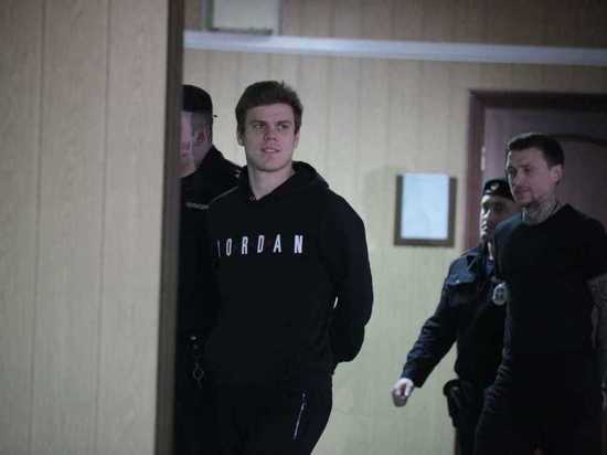 Кокорины и Мамаев извинились перед потерпевшими: онлайн из зала суда Кокорины и Мамаев извинились перед потерпевшими: онлайн из зала суда