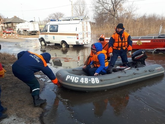 В Свердловской области из-за паводка ограничено сообщение с 27 населенными пунктами