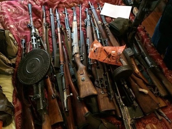 Дьякон калужской церкви "Благодать" в составе группировки промышлял оружием