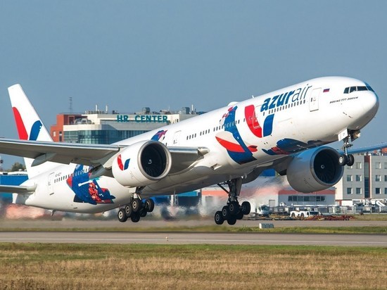 Самолет из Красноярска до Таиланда сел в Китае: туристов не выпускают уже почти 6 часов