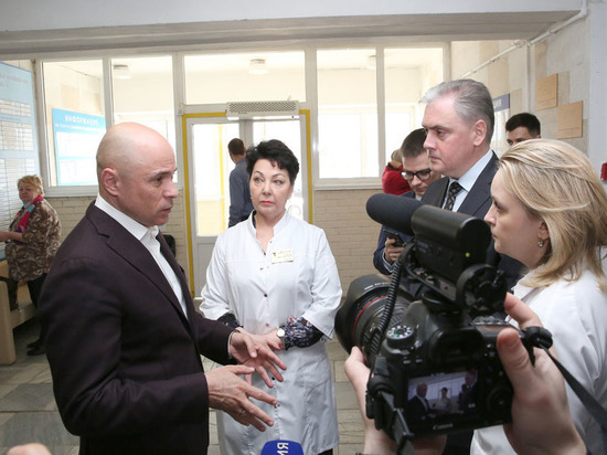 Игорь Артамонов посетил Липецкую областную клиническую больницу