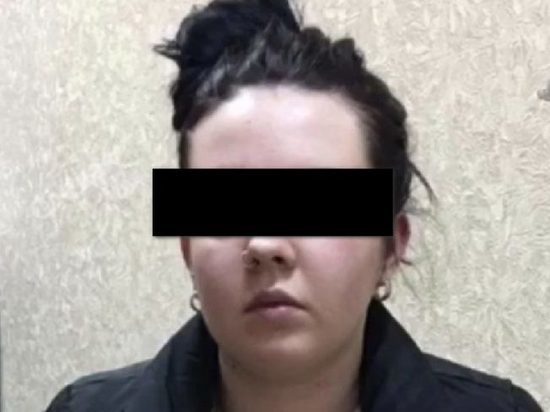 21-летней кировчанке, запершей дочь без еды и воды, продлен арест