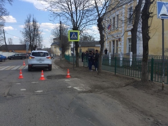 В Тверской области 9-летний мальчик попал под колеса иномарки