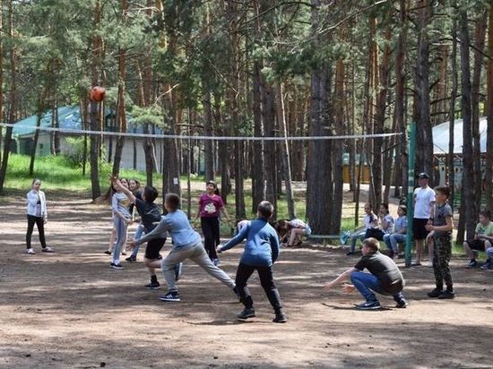 Более 16 тысяч ульяновских школьников отдохнут в детских лагерях
