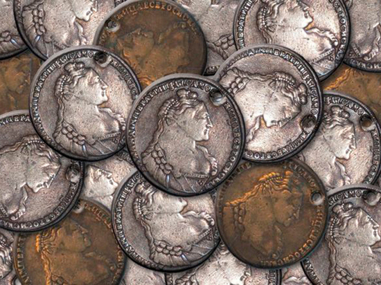 Мошенник продал жительнице Твери поддельные антикварные монеты