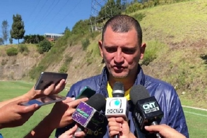 Главный тренер женской футбольной сборной Эквадора уволен из-за обвинений в домогательствах