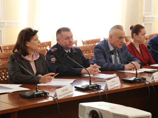 В Орловской области обсудили проблему нелегального оборота алкоголя