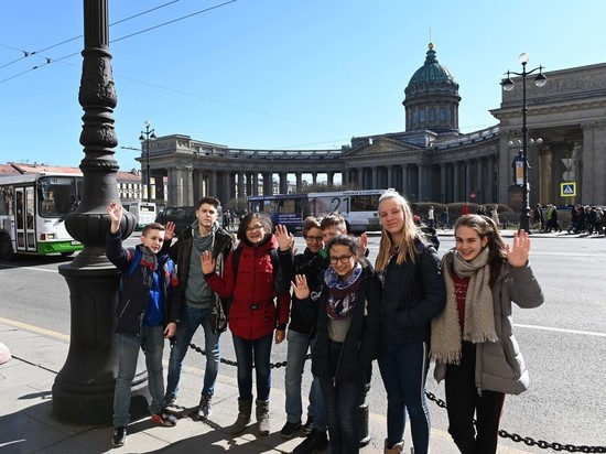 Подростки из Франкфуртского "ИСТОКа" очарованы Петербургом