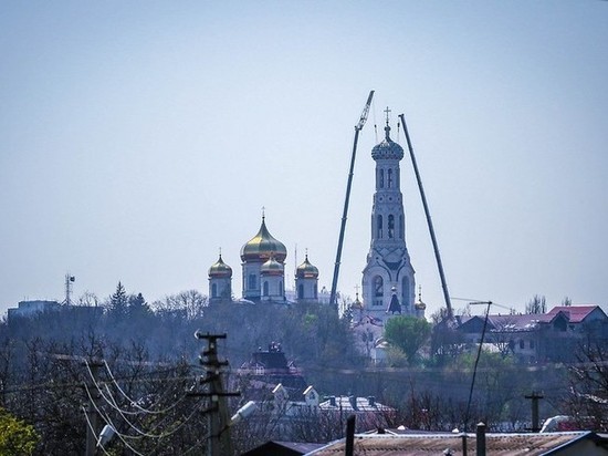 Колокольня Казанского кафедрального собора Ставрополя обрела главный купол