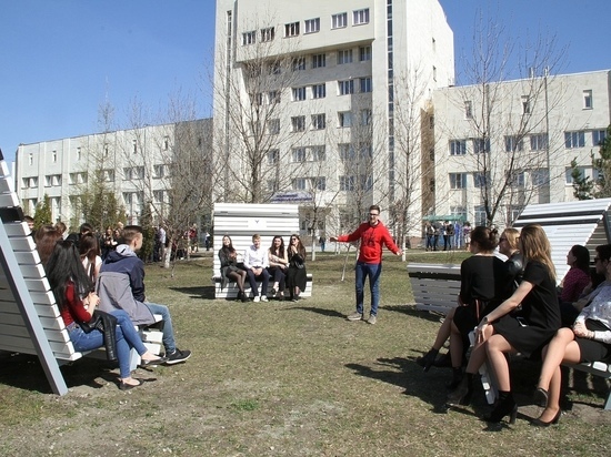 Коворкинг-пространство под открытым небом открыли у Ульяновского университета