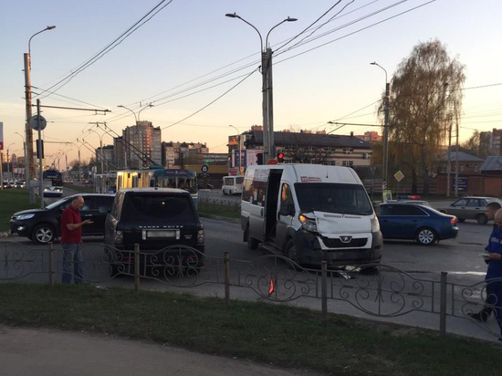 Семь человек получили травмы в ДТП, случившихся в Ивановской области в минувшие выходные