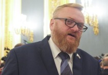 Сократить официальное время работы зимой на час в сутки предложил депутат Госдумы от Санкт-Петербурга Виталий Милонов
