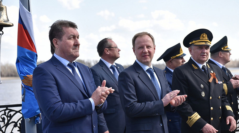 Навигацию открыли в Барнауле: губернатор позвонил в колокол