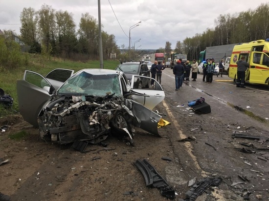 Все пострадавшие в массовом ДТП в Калужской области дети ехали в одной машине