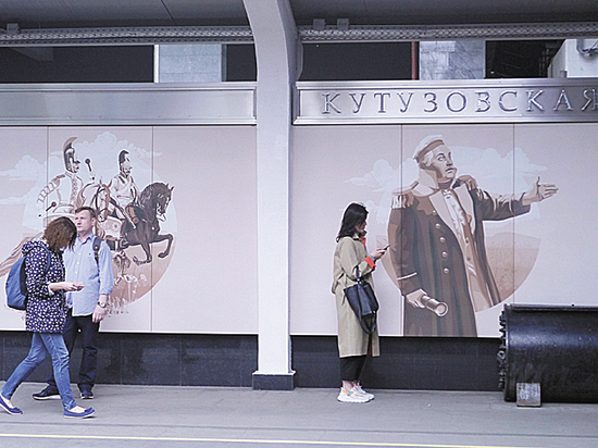 Олег Пархаев считает, что его картины использовали незаконно