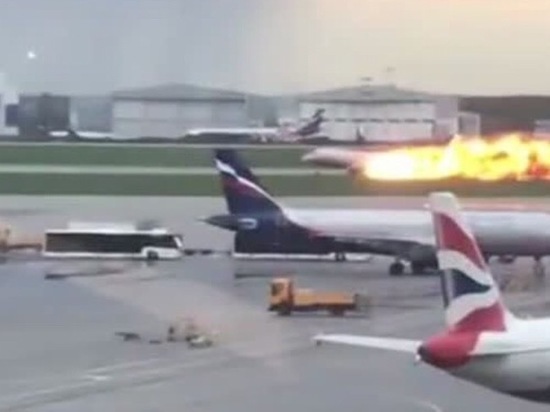 Пожар самолета не всегда приводит к жертвам среди пассажиров