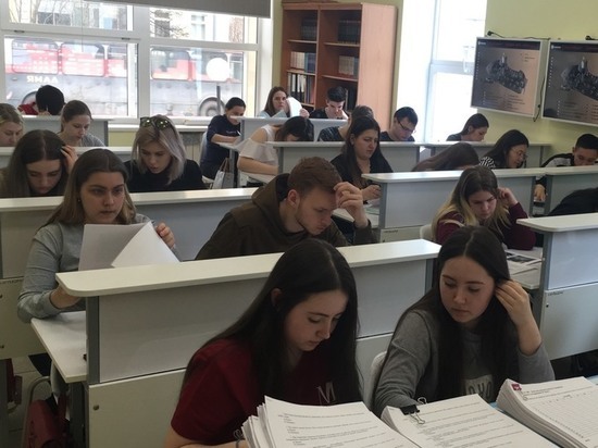 Ямальских выпускников протестировали на логику и работоспособность