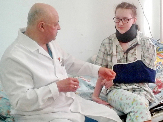 Алтайские медики спасли подростка от инвалидности