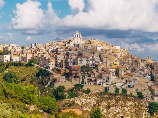 На юге Сицилии можно купить дом за 1 евро