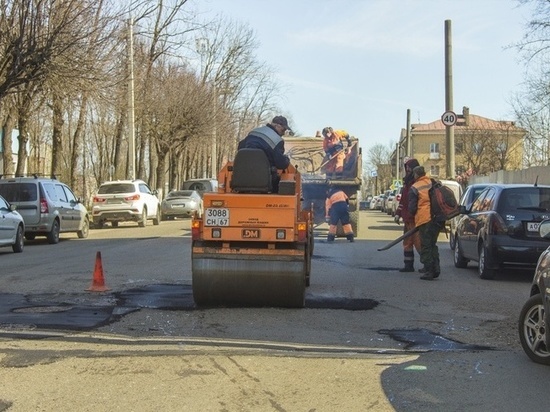 С 13 мая в Смоленске и области приступят к ремонту автодорог