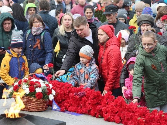 Забег, цветы, парад: как красноярцы отмечают День Победы
