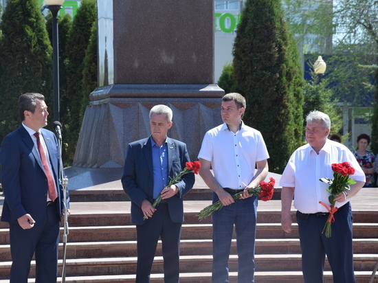 Память политика Гейдара Алиева почтили в Ульяновске