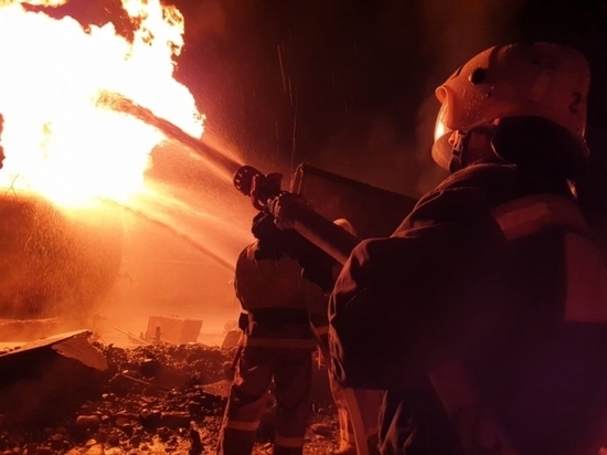  В Чечне потушили пожар на ГАЗС после взрыва цистерны