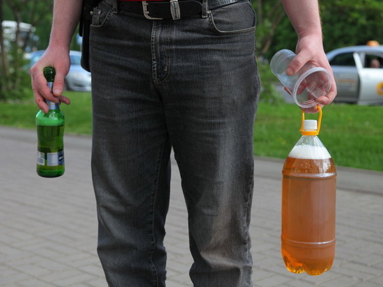 Кемеровчанку осудили за продажу пива и водки несовершеннолетнему