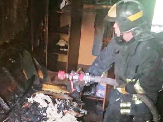 Во время пожара квартиры в Калуге пострадал человек