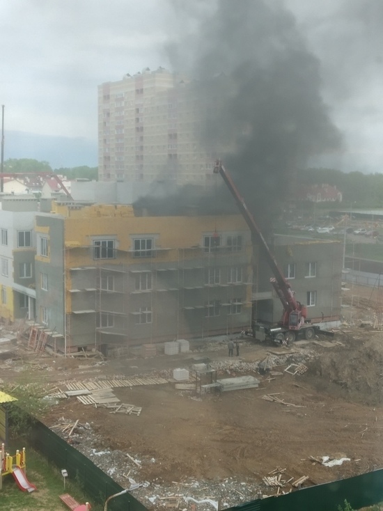 В Ярославле загорелся недостроенный  детский сад