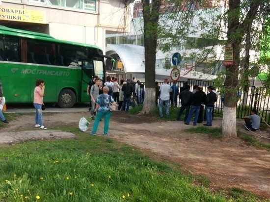 Соцсети: в Рязани эвакуировали автовокзал и несколько ТЦ