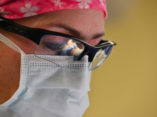 Бизнесмен из Северной Осетии поставлял просроченные импланты в больницы