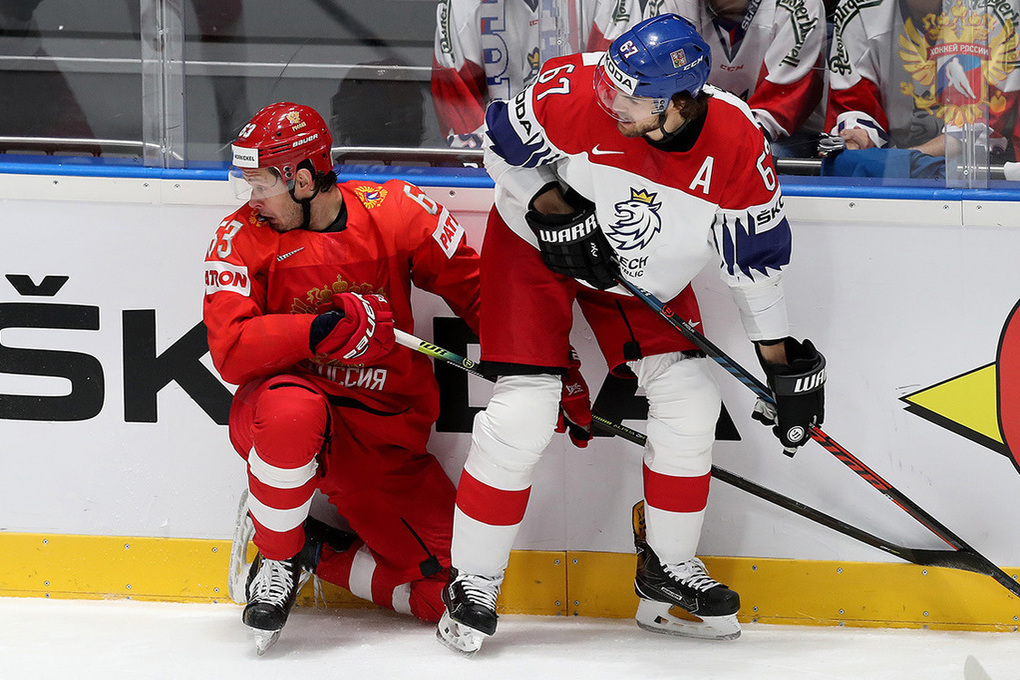Эксперт оценил третью подряд победу российских хоккеистов на ЧМ