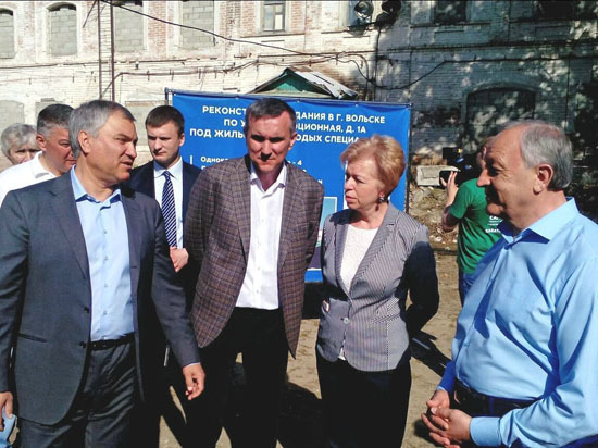 В рамках региональной недели 9 и 10 мая председатель Госдумы Вячеслав Володин работал в Саратовской области