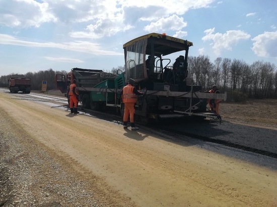 Сергей Цивилёв пообещал обязать подрядчиков переделать некачественный ремонт на дорогах Кузбасса
