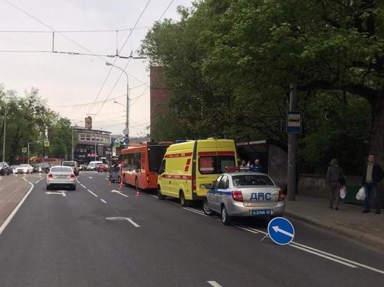 В Калининграде из-за резкого торможения автобуса пострадала годовалая пассажирка
