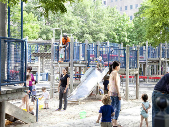 Что происходит с детскими площадками?