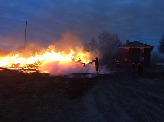 Ночной пожар на Кегострове унёс жизни двух пенсионеров