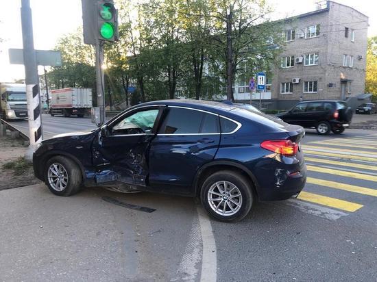 Пенсионер за рулём в Тверской области протаранил BMW