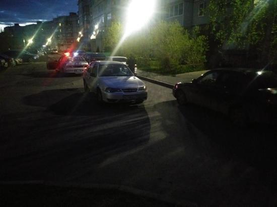 Маленький ребенок в Петрозаводске выскочил прямо под колеса машины